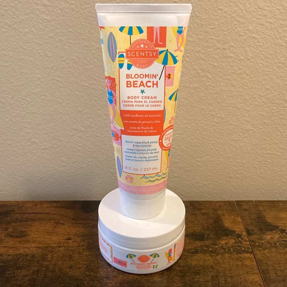 New Scentsy Bloomin' Beach Body Cream and Scrub Set